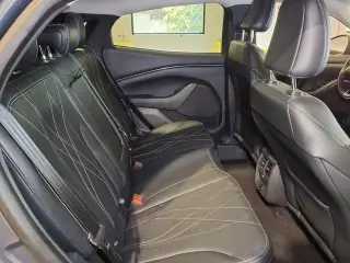Ford Mustang Mach-E 2021 Select 4dr SUV