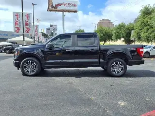 Ford F-150 2023 4x2 XL 4dr SuperCrew 5.5 ft. SB