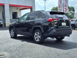 Toyota RAV4 2024 XLE 4dr SUV