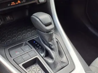 Toyota RAV4 2024 XLE 4dr SUV