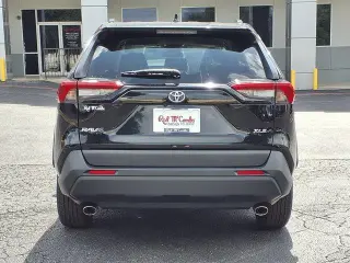 Toyota RAV4 2024 XLE 4dr SUV