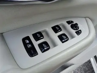 Volvo XC90 2020 AWD T6 Inscription 6-Passenger 4dr SUV