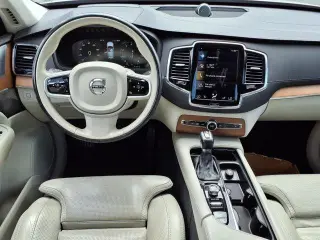 Volvo XC90 2020 AWD T6 Inscription 6-Passenger 4dr SUV