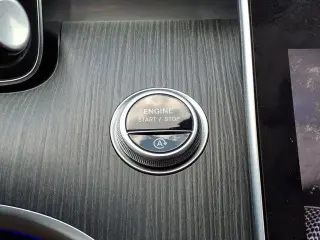 Mercedes-Benz C-Class 2022 C 300 4dr Sedan