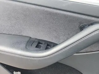 Tesla Model Y 2022 AWD Long Range 4dr Crossover