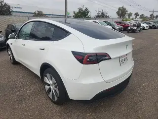 Tesla Model Y 2022 AWD Long Range 4dr Crossover