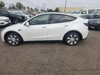 Tesla Model Y 2022 AWD Long Range 4dr Crossover