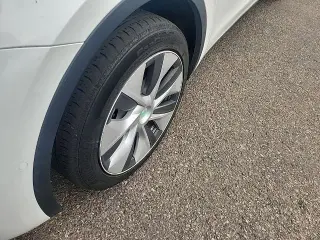 Tesla Model Y 2022 AWD Long Range 4dr Crossover