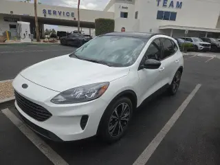 Ford Escape Hybrid 2022 SE 4dr SUV