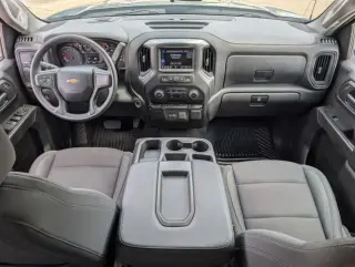 Chevrolet Silverado 1500 2025 4x2 Custom 4dr Crew Cab 5.8 ft. SB