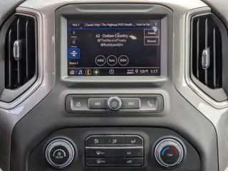 Chevrolet Silverado 1500 2025 4x2 Custom 4dr Crew Cab 5.8 ft. SB