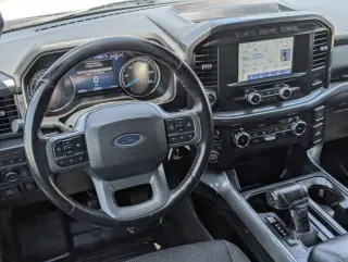 Ford F-150 2022 4x4 XL 4dr SuperCrew 5.5 ft. SB