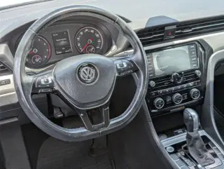 Volkswagen Passat 2020 SE 4dr Sedan