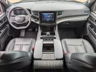 Jeep Wagoneer 2024 4x2 Series II 4dr SUV