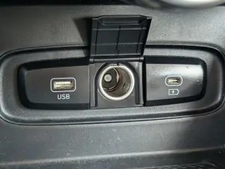 Hyundai VENUE 2023 SEL 4dr Crossover
