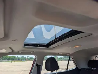 Hyundai VENUE 2023 SEL 4dr Crossover