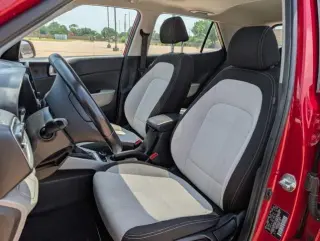 Hyundai VENUE 2023 SEL 4dr Crossover
