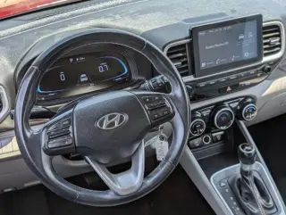 Hyundai VENUE 2023 SEL 4dr Crossover