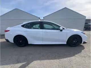 Toyota Camry 2025 SE 4dr Sedan