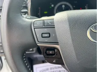 Toyota Camry 2025 SE 4dr Sedan