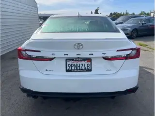 Toyota Camry 2025 SE 4dr Sedan