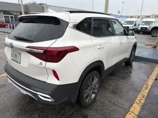 Kia Seltos 2021 S 4dr SUV