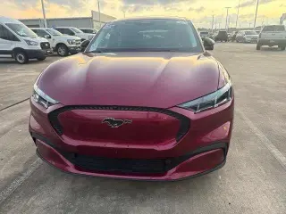 Ford Mustang Mach-E 2025 Select 4dr SUV
