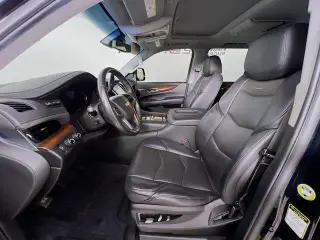 Cadillac Escalade 2019 4x4 Luxury 4dr SUV