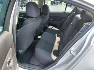 Chevrolet Cruze 2012 LT 4dr Sedan w/1LT