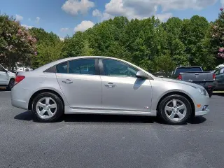 Chevrolet Cruze 2012 LT 4dr Sedan w/1LT