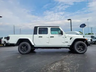 Jeep Gladiator 2021 4x4 Sport 4dr Crew Cab 5.0 ft. SB