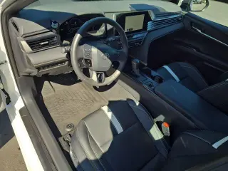Toyota Camry 2026 SE 4dr Sedan