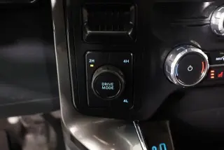 Ford F-150 2023 4x4 XLT 4dr SuperCrew 5.5 ft. SB