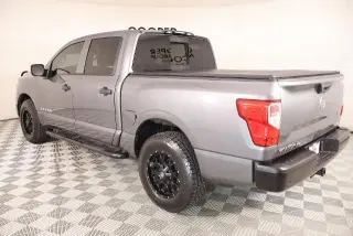 Nissan Titan 2021 4x4 S 4dr Crew Cab 5.6 ft. SB
