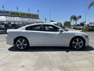Dodge Charger 2018 R/T 4dr Sedan