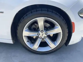 Dodge Charger 2018 R/T 4dr Sedan