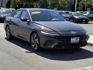 Hyundai ELANTRA 2025 SEL Sport 4dr Sedan