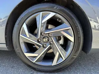 Hyundai ELANTRA 2025 SEL Sport 4dr Sedan
