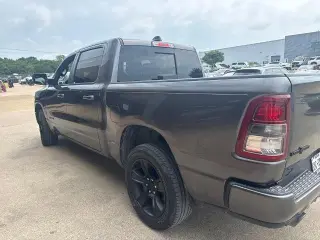 Ram 1500 2022 4x2 Big Horn 4dr Crew Cab 5.6 ft. SB Pickup