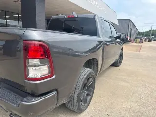 Ram 1500 2022 4x2 Big Horn 4dr Crew Cab 5.6 ft. SB Pickup