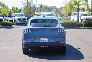Ford Mustang Mach-E 2024 Select 4dr SUV