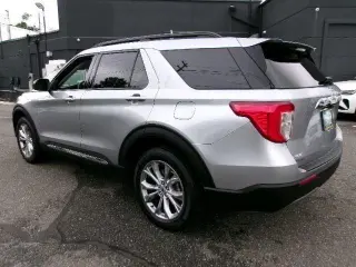 Ford Explorer 2023 AWD XLT 4dr SUV