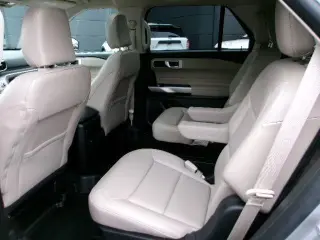 Ford Explorer 2023 AWD XLT 4dr SUV