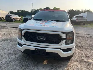 Ford F-150 2023 4x4 XL 4dr SuperCrew 5.5 ft. SB