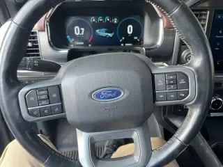 Ford F-150 2022 4x4 Limited 4dr SuperCrew 5.5 ft. SB