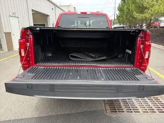 Ford F-150 2021 4x4 Lariat 4dr SuperCab 6.5 ft. SB