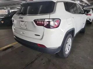 Jeep Compass 2024 4x4 Latitude 4dr SUV