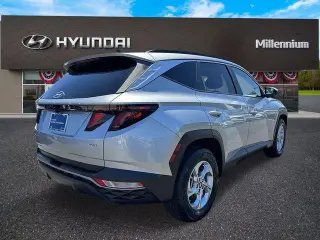 Hyundai TUCSON 2024 AWD SEL 4dr SUV (midyear release)