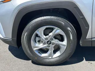 Hyundai TUCSON 2024 AWD SEL 4dr SUV (midyear release)