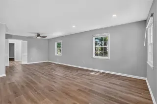 Propiedad en alquiler con 4 habitaciones y 2 baños en Fairfax